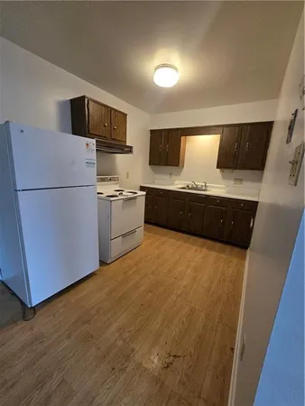 $775 | 210 5th Avenue, Unit 24, Elizabeth, PA 15037