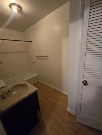 $775 | 210 5th Avenue, Unit 24, Elizabeth, PA 15037