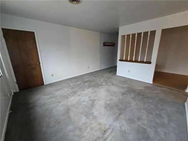 $775 | 210 5th Avenue, Unit 24, Elizabeth, PA 15037