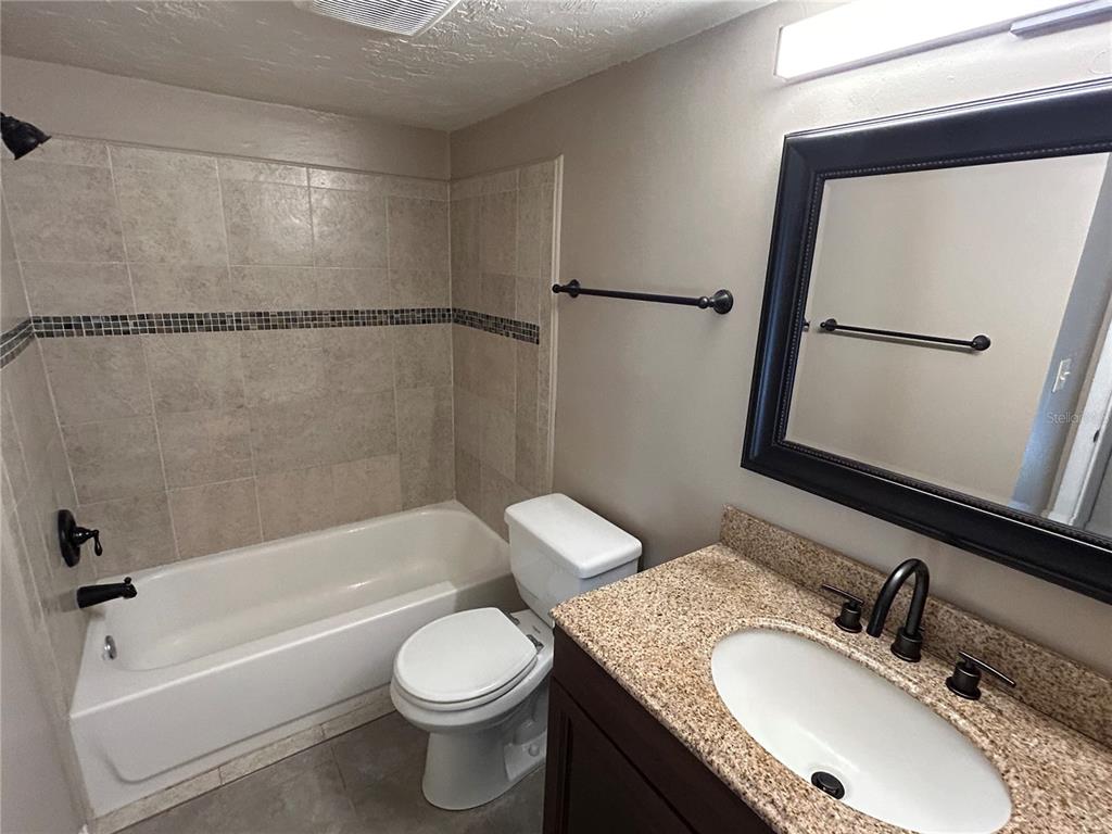 1015 Southwest 9th Street, Unit B2 Gainesville, FL 32601 - Photo 11 of 12