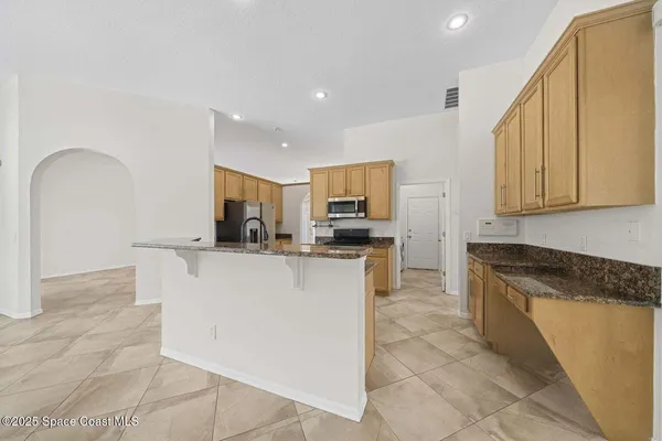 $3,700 | 816 Autumn Glen Drive, Melbourne, FL 32940