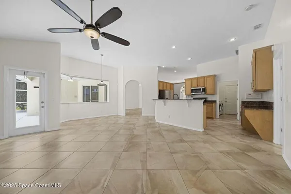 $3,700 | 816 Autumn Glen Drive, Melbourne, FL 32940