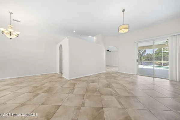 $3,700 | 816 Autumn Glen Drive, Melbourne, FL 32940