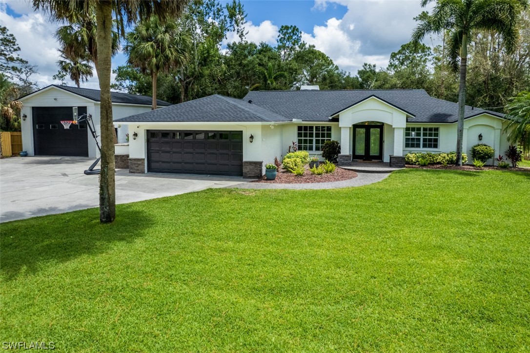 15051 Orange River Road Fort Myers, FL 33905 - Photo 3 of 50 Gallery Image 3