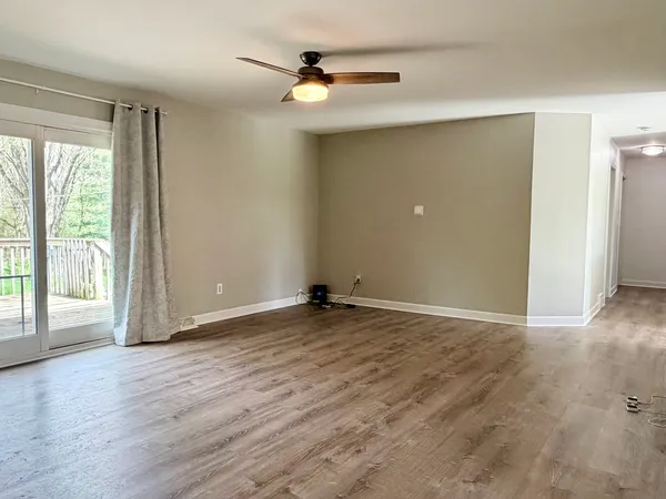 $349,000 | 2704 Myang Avenue, McHenry, IL 60050