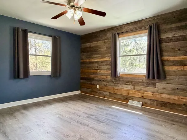 $349,000 | 2704 Myang Avenue, McHenry, IL 60050