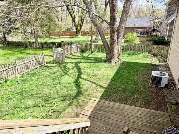 $349,000 | 2704 Myang Avenue, McHenry, IL 60050