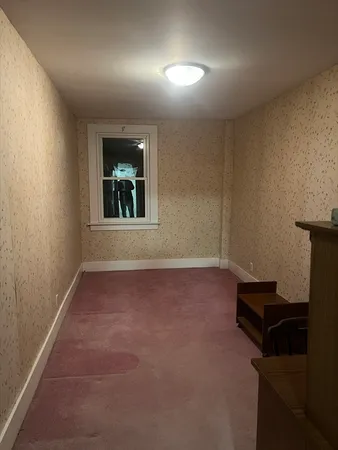 $1,350 | 5 Storrs Street, Unit 2, Ware, MA 01082