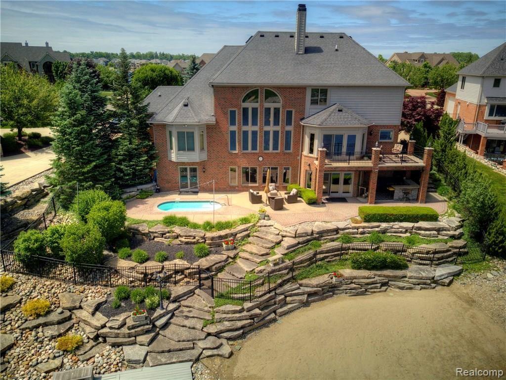 10592 Lighthouse Point South Lyon, MI 48178 - Photo 54 of 63 DJI_0912.jpg