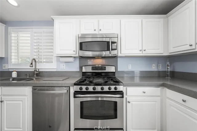 $375,000 | 16222 Monterey Lane, Unit 371, Huntington Beach, CA 92649