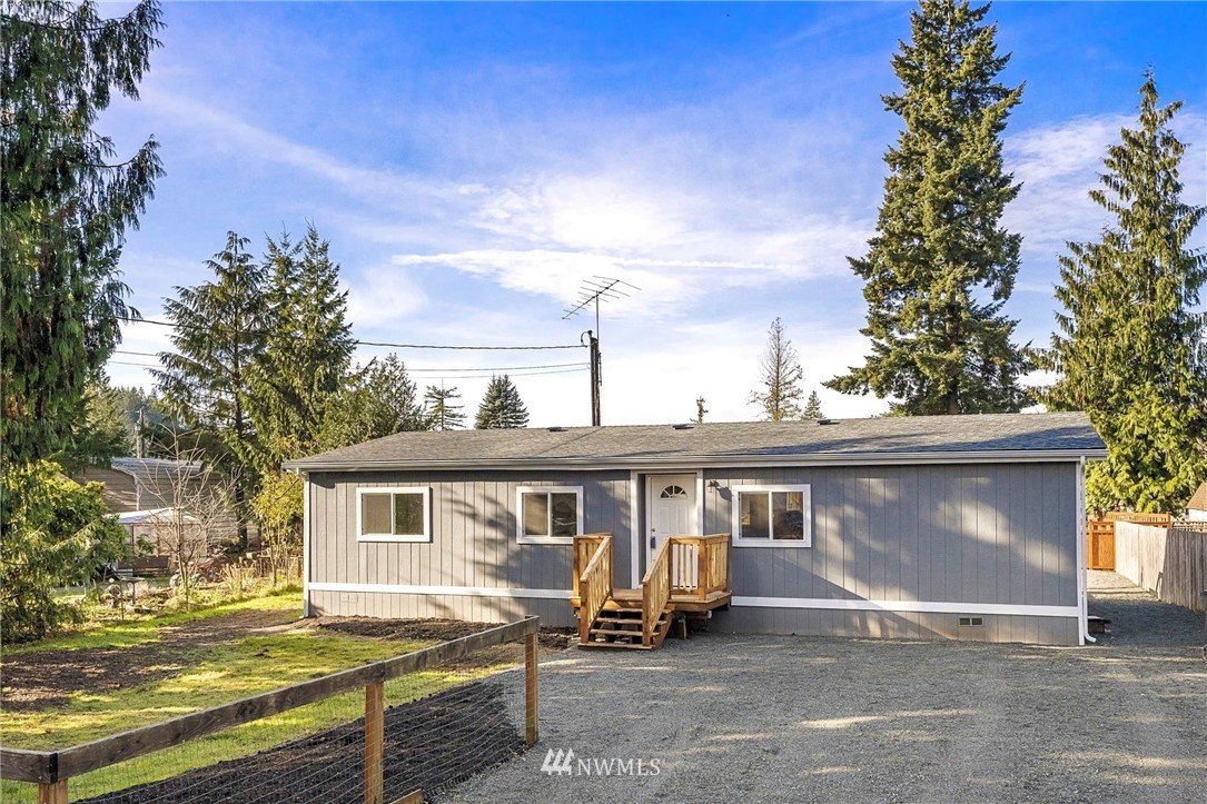 12732 East Macs Loop Road Granite Falls, WA 98252 - Photo 1 of 17 Gallery Image 1