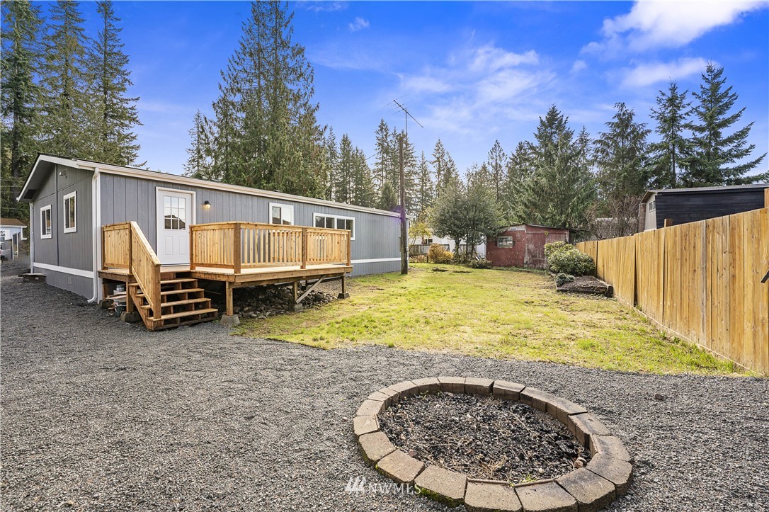 12732 East Macs Loop Road Granite Falls, WA 98252 - Photo 17 of 17 Gallery Image 17