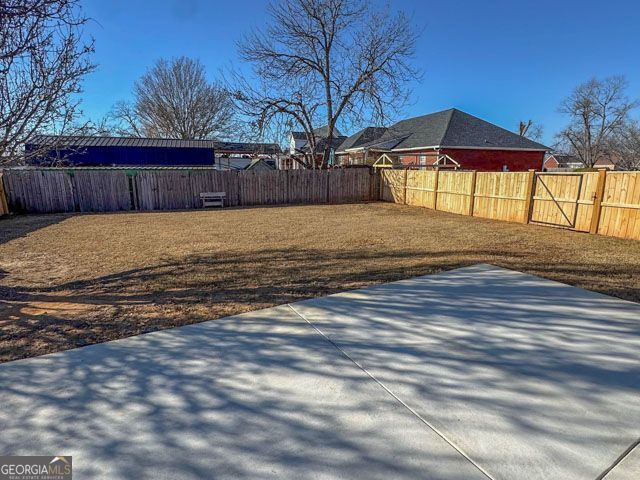 404 Hardwick Drive Macon, GA 31216 - Photo 19 of 21 a view of a backyard of a house