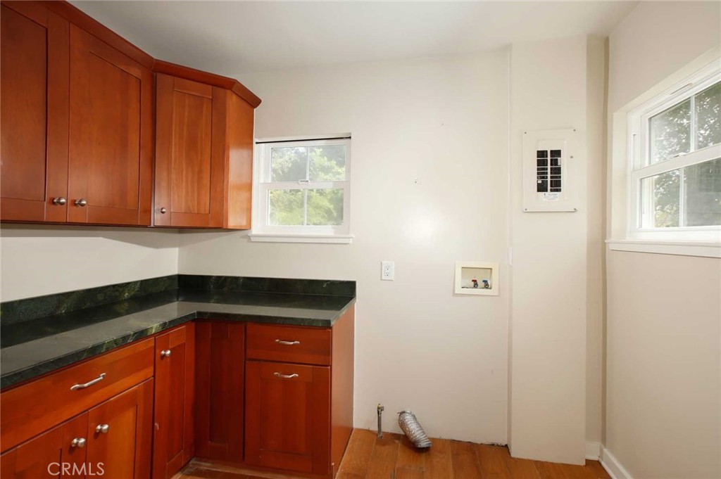 2360 Morslay Road Altadena, CA 91001 - Photo 13 of 44