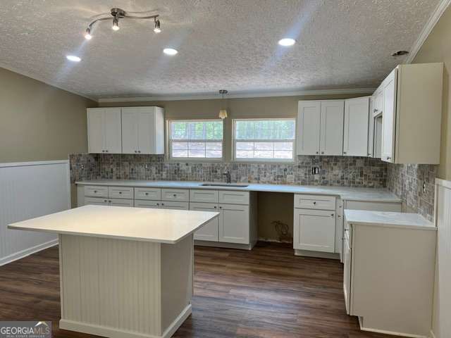 196 Old Scout Road Jackson, GA 30233 - Photo 4 of 18 Gallery Image 4