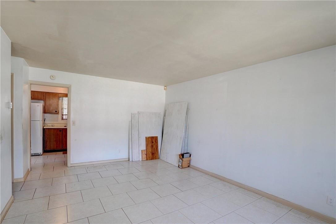 531 Silver Beach Road, Unit 3A Riviera Beach, FL 33403 - Photo 4 of 13 Photo 4