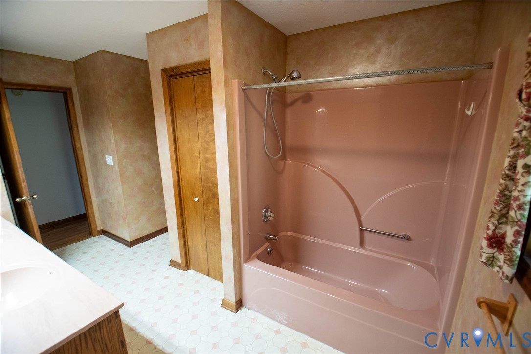 3574 Blose Road Elkton, VA 22827 - Photo 20 of 49 Bathroom with shower / bath combination, vanity, a