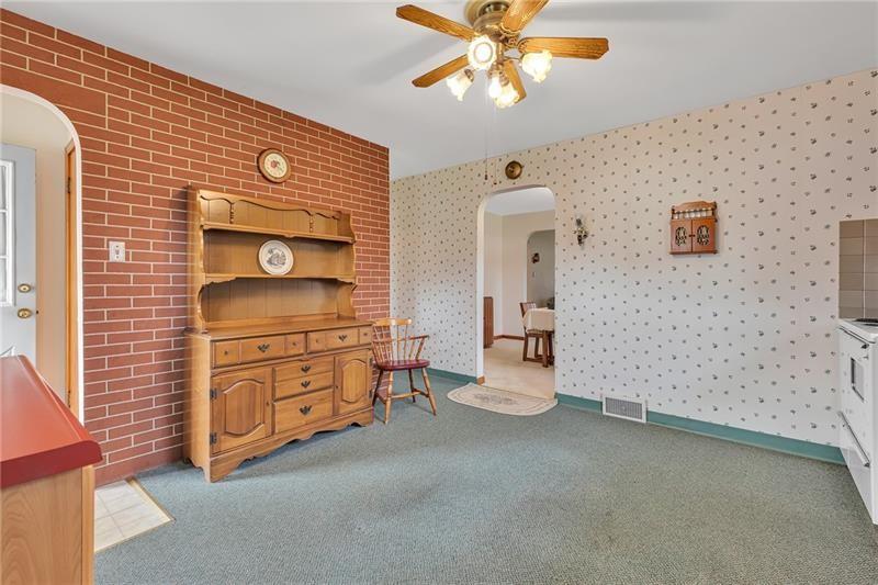 609 Frankfort Road Monaca, PA 15061 - Photo 5 of 18 Gallery Image 5