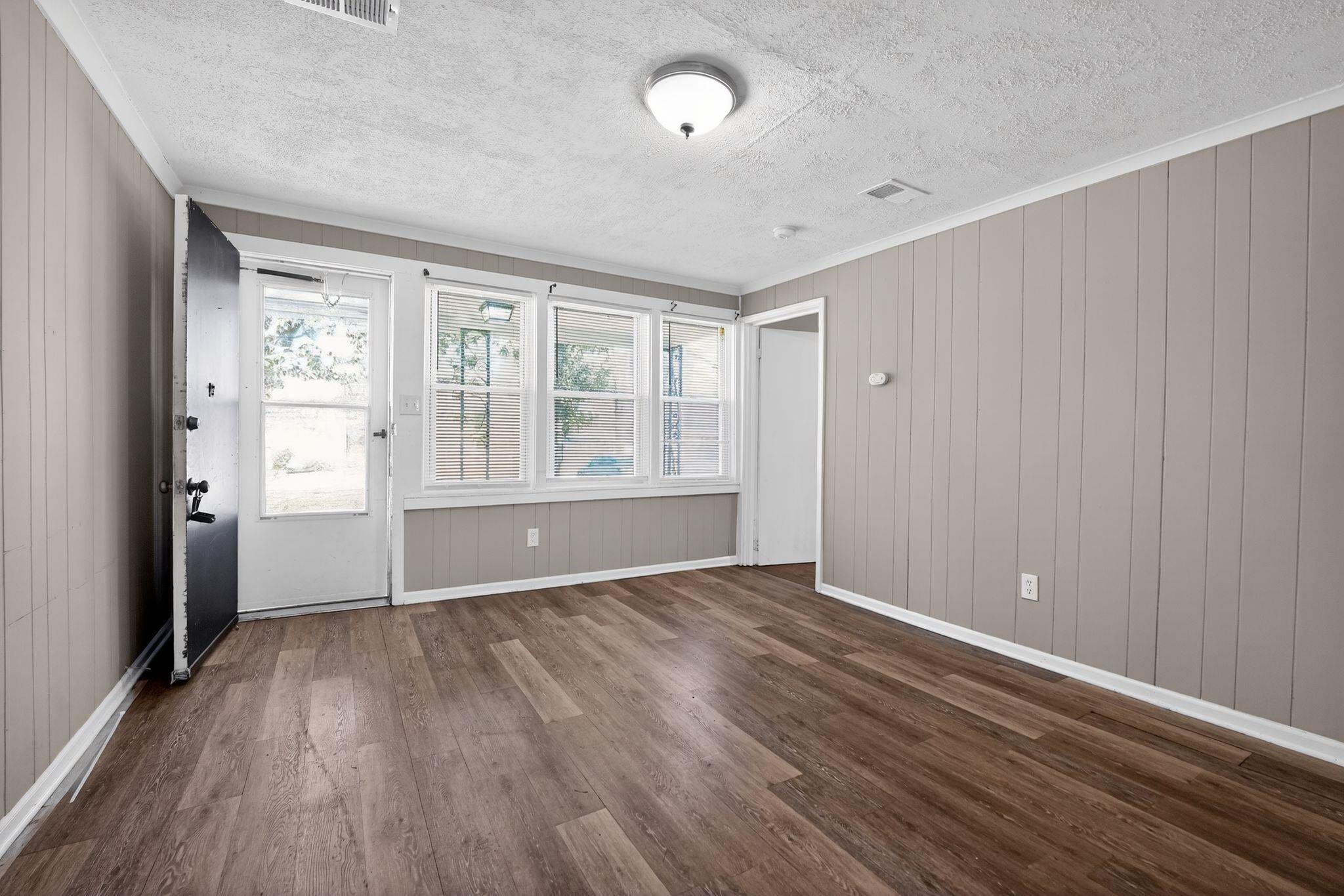 4033 Clearpool Circle Road Memphis, TN 38118 - Photo 13 of 34