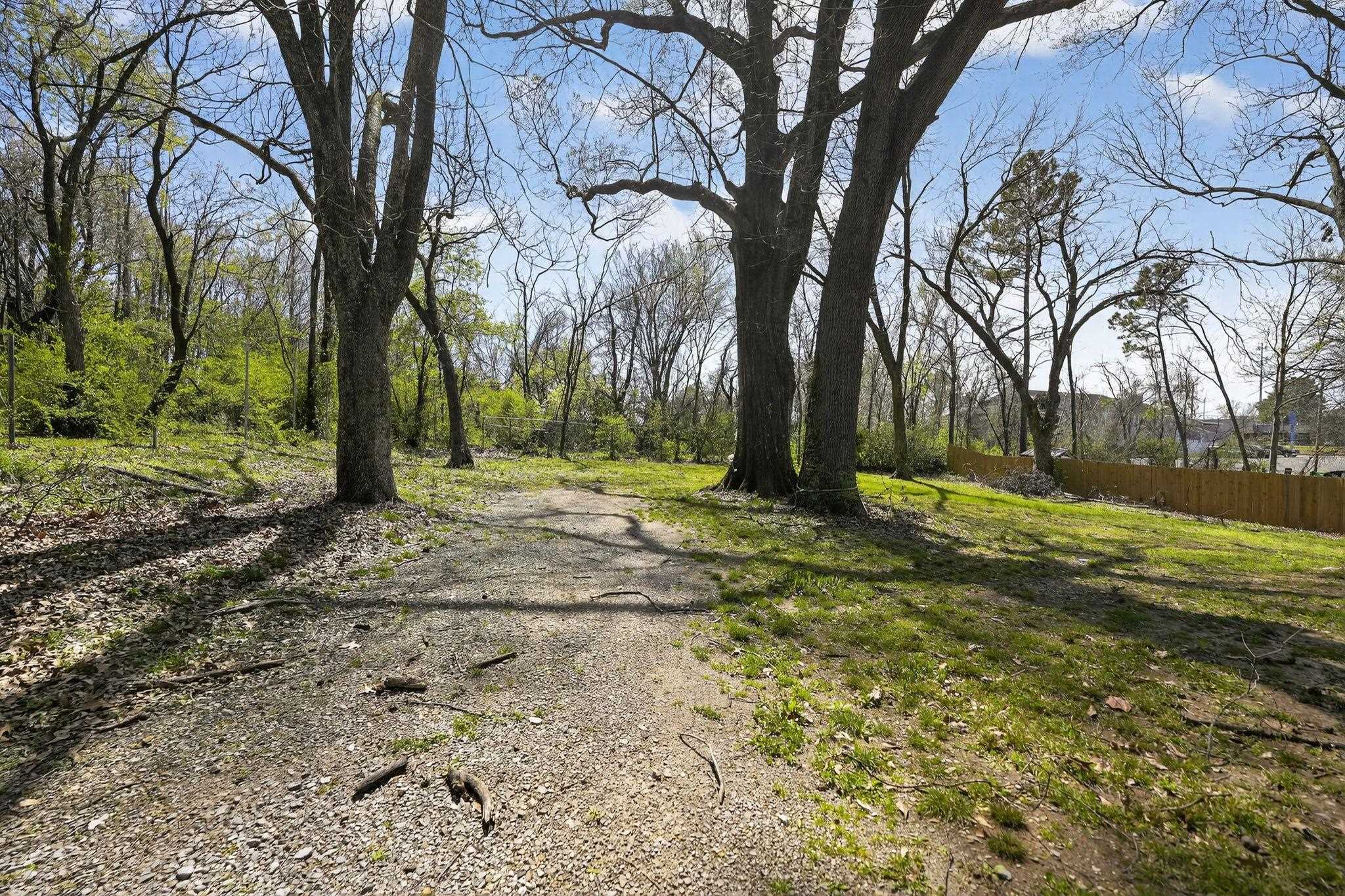 4033 Clearpool Circle Road Memphis, TN 38118 - Photo 10 of 34