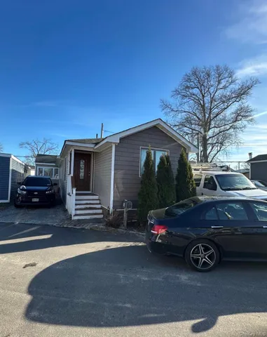 $159,000 | 10 Elm Avenue, Bay Shore, NY 11706