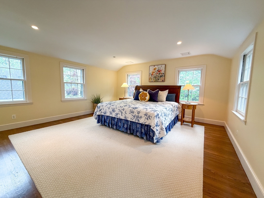 12 Cottage Street Wellesley, MA 02482 - Photo 10 of 14