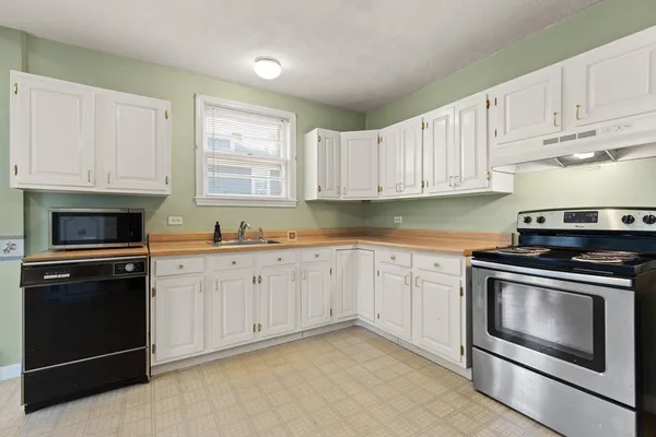 $389,000 | 35 Roosevelt Street, Unit 35, Maynard, MA 01754