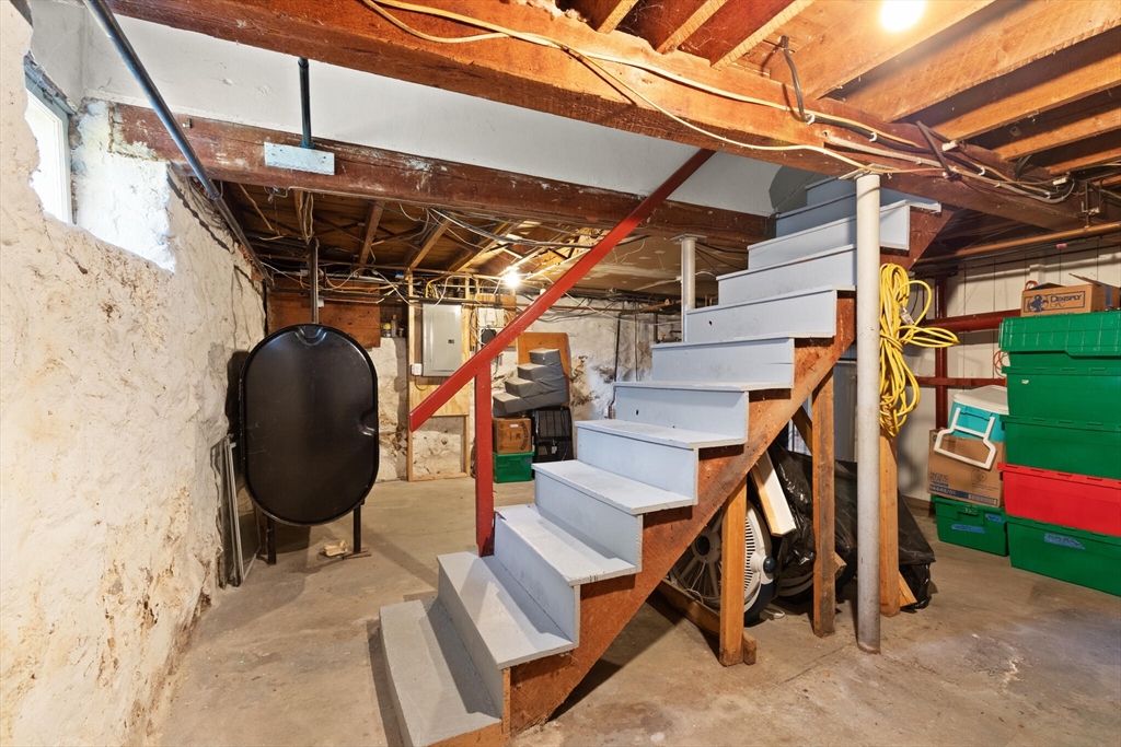 35 Roosevelt Street, Unit 35 Maynard, MA 01754 - Photo 34 of 39