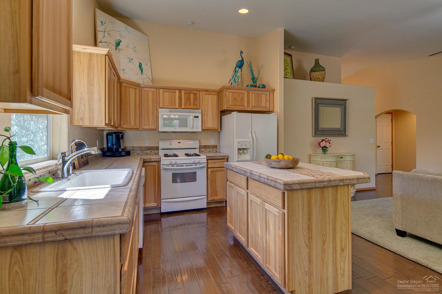 20564 Slalom Way Bend, OR 97702 - Photo 11 of 23 Additional Photo