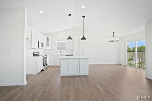 $595,468 | 4921 Nadine Lane, St. Louis, MO 63129