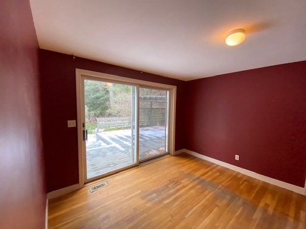 43 Bulkeley Road Littleton, MA 01460 - Photo 6 of 22