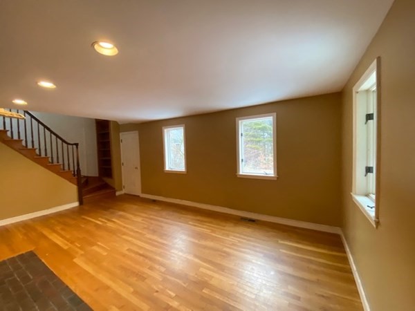 43 Bulkeley Road Littleton, MA 01460 - Photo 8 of 22