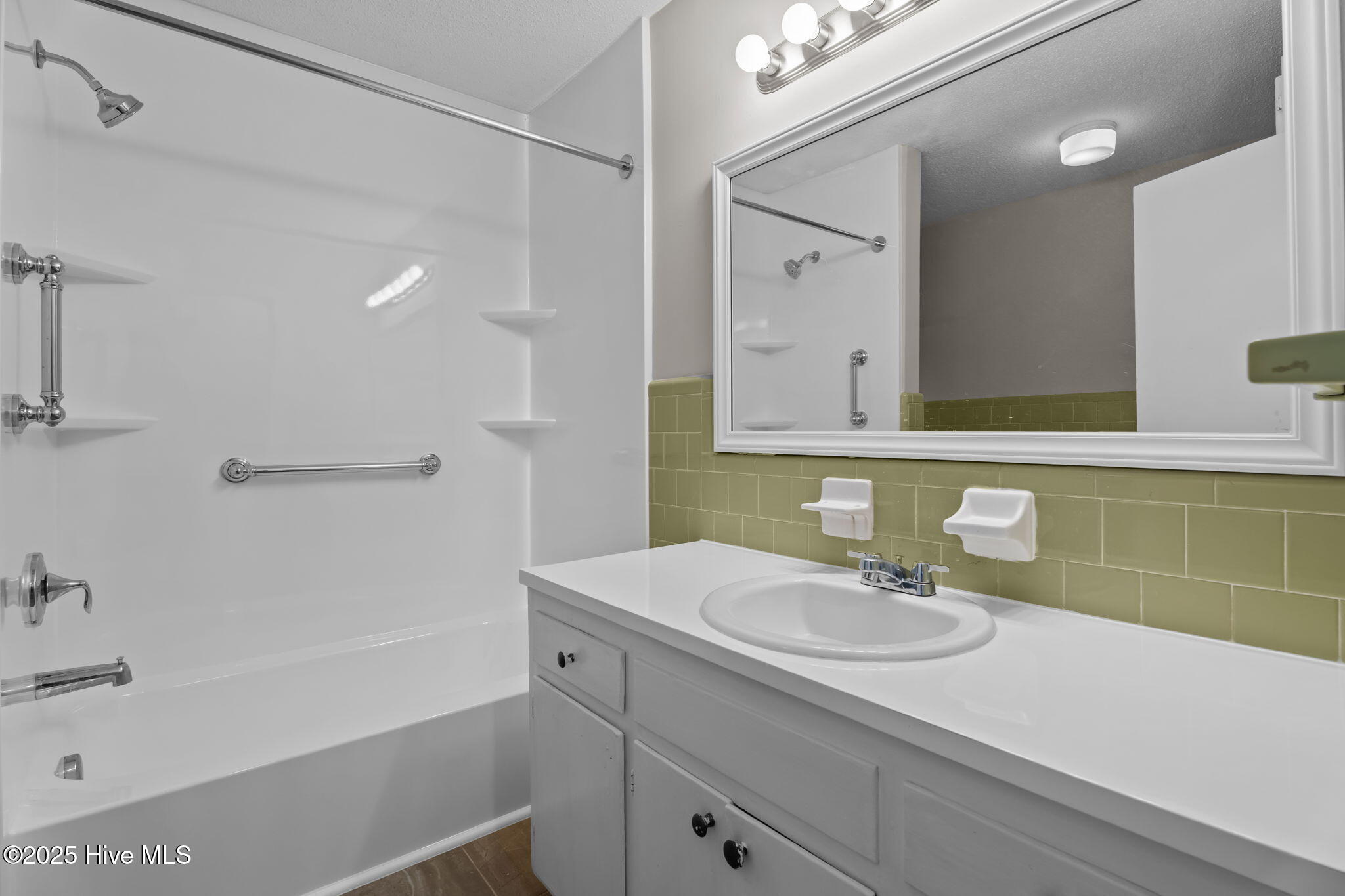 627 Greyson Road Rocky Mount, NC 27804 - Photo 14 of 32 Full Bathroom