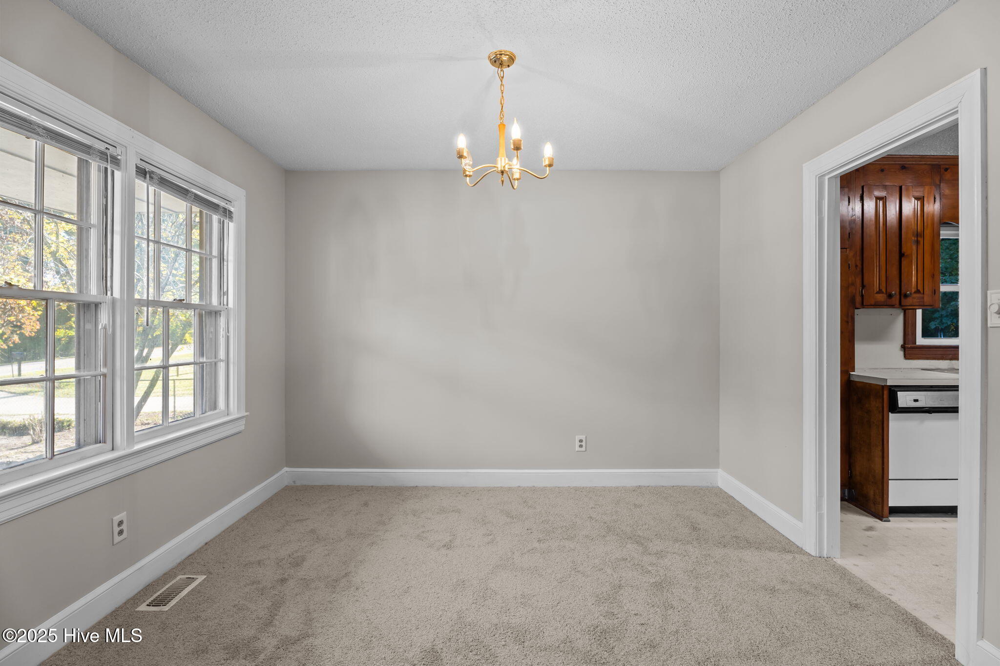 627 Greyson Road Rocky Mount, NC 27804 - Photo 5 of 32 Dining Room