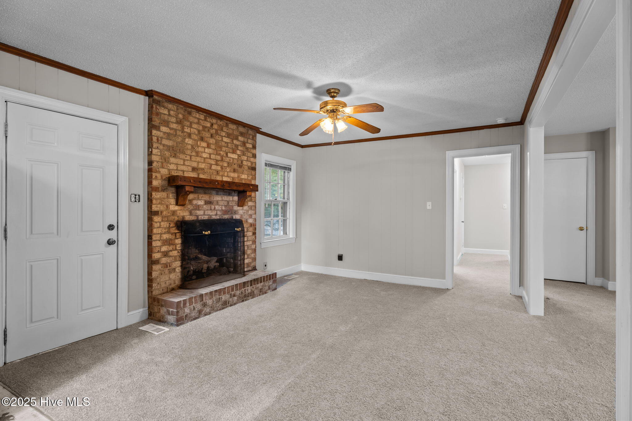 627 Greyson Road Rocky Mount, NC 27804 - Photo 10 of 32 Den with Gas Logs