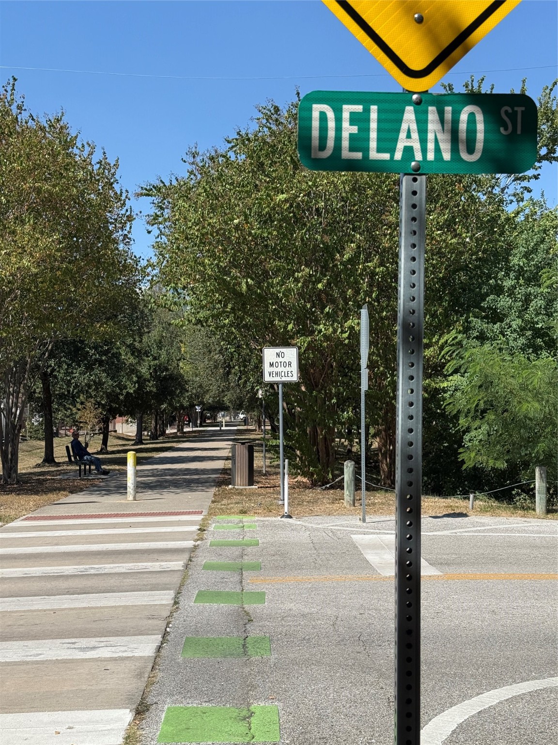 705 Delano Street Houston, TX 77003 - Photo 27 of 28 a house view with a outdoor space