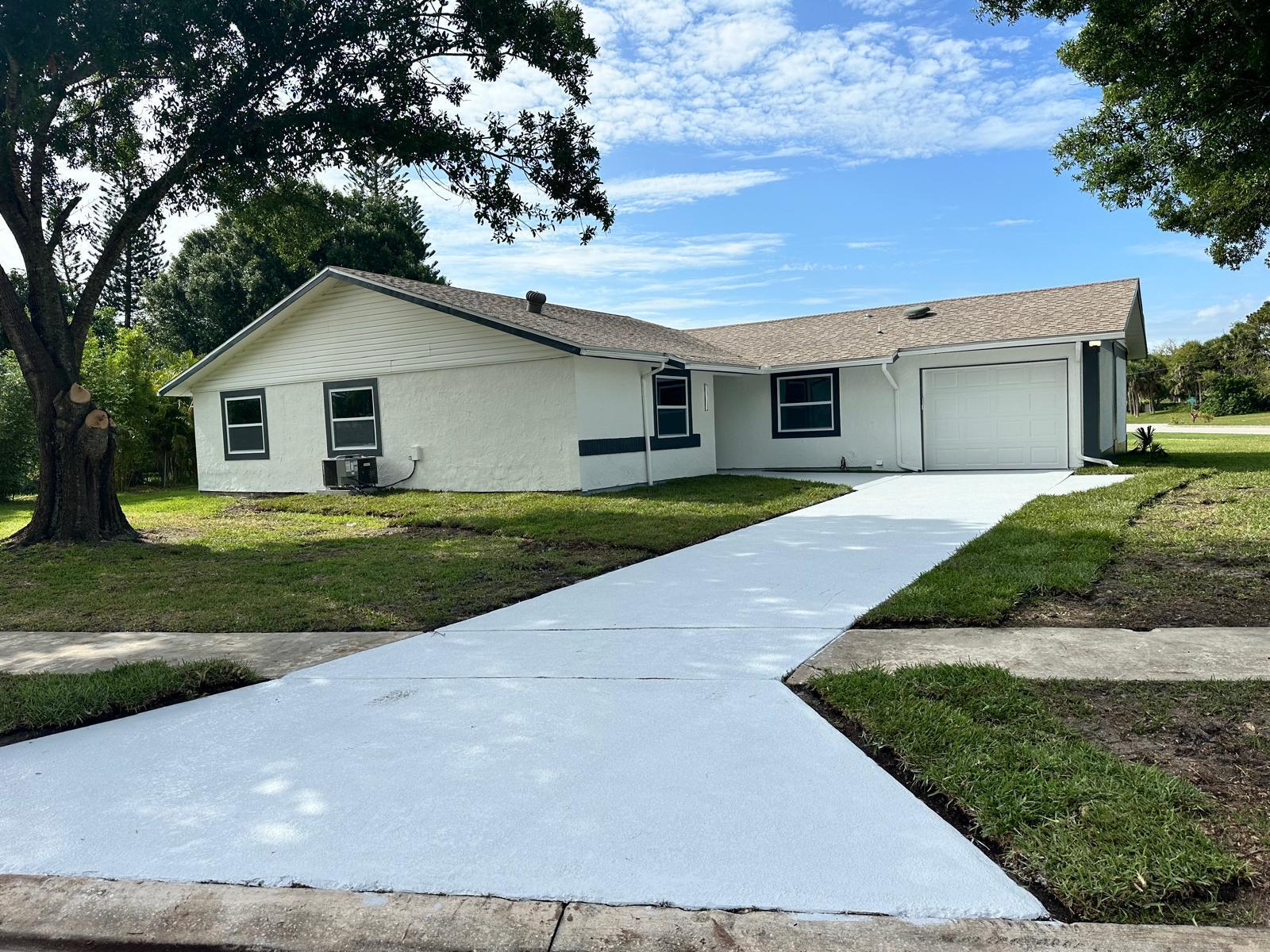 1398 Cromey Road Northeast Palm Bay, FL 32905 - Photo 34 of 36 PHOTO-2024-06-22-10-13-10