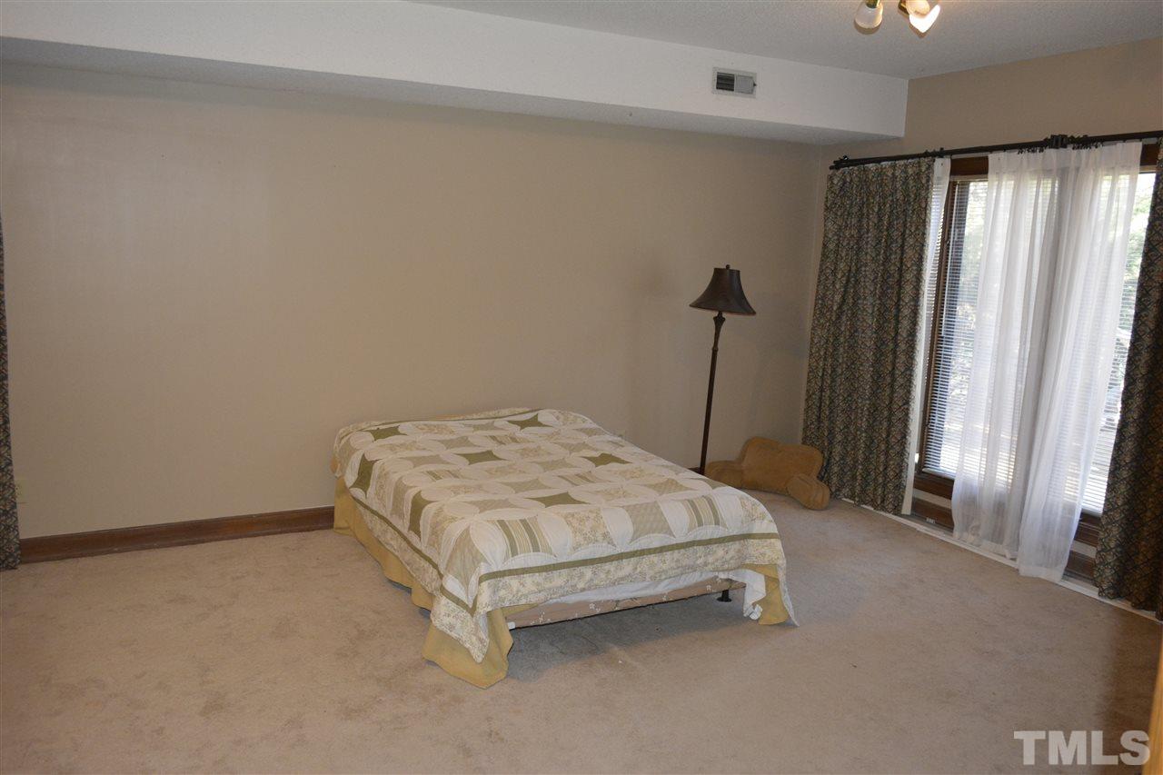 6900 Valley Ridge Court Raleigh, NC 27615 - Photo 17 of 25