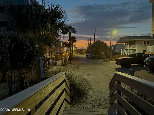 $1,995 | 8 10th Street, Unit B, St. Augustine, FL 32080