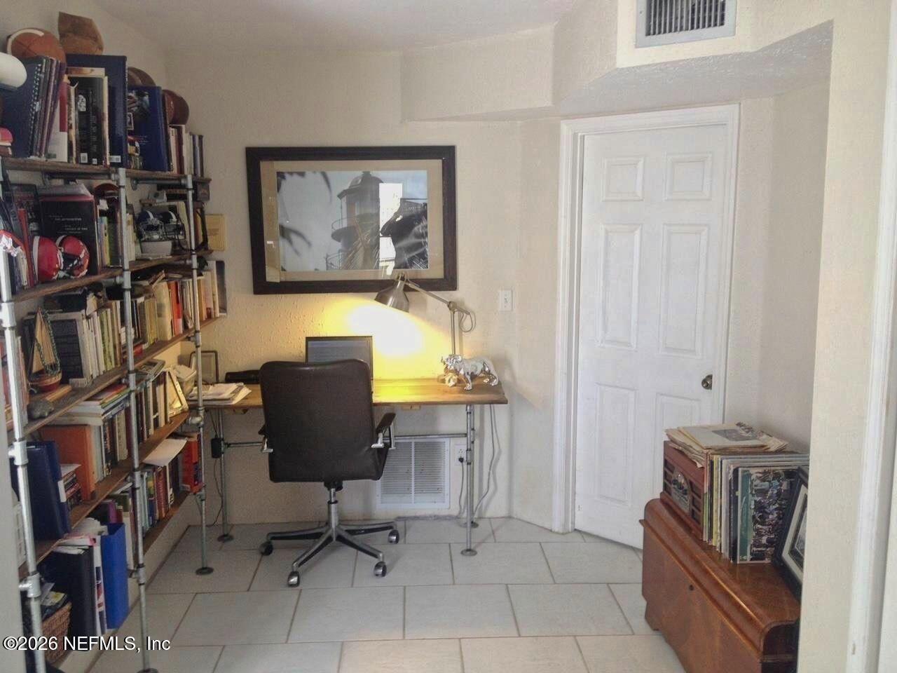 8 10th Street, Unit B St. Augustine, FL 32080 - Photo 7 of 9 6