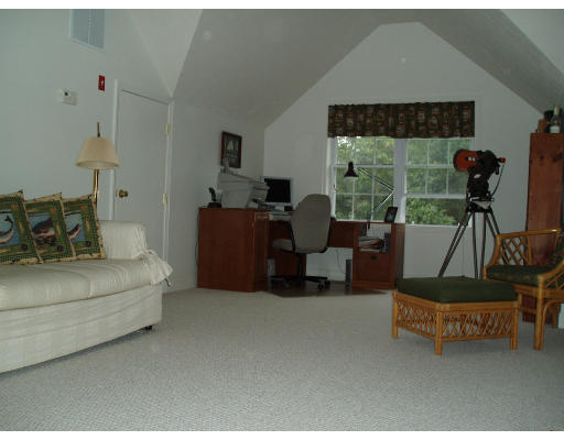 23 Netherwood Road, Unit 23 Windham, NH 03087 - Photo 9 of 12
