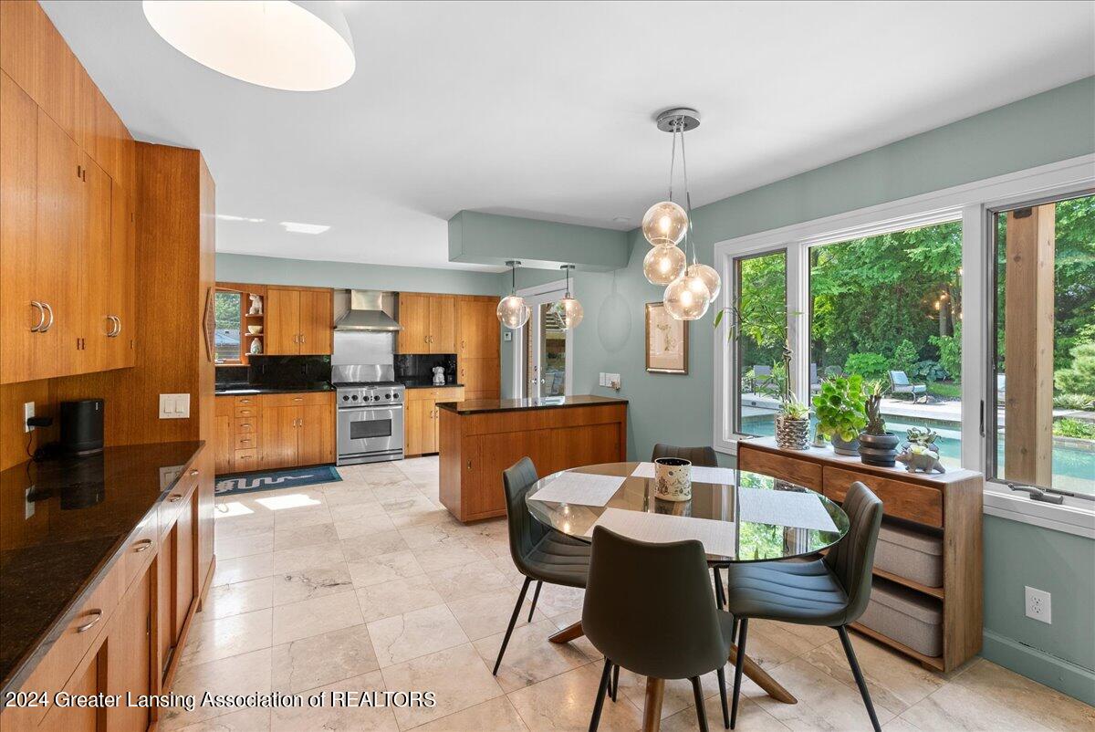 1607 Hitching Post Road East Lansing, MI 48823 - Photo 28 of 61 24-Media Jett - 13
