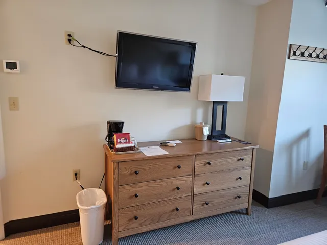 $28,500 | 90 Loon Mountain Road, Unit 1303D, Lincoln, NH 03251