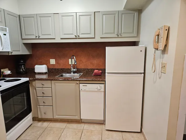 $28,500 | 90 Loon Mountain Road, Unit 1303D, Lincoln, NH 03251