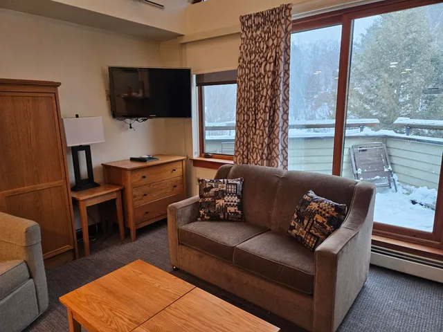 $28,500 | 90 Loon Mountain Road, Unit 1303D, Lincoln, NH 03251