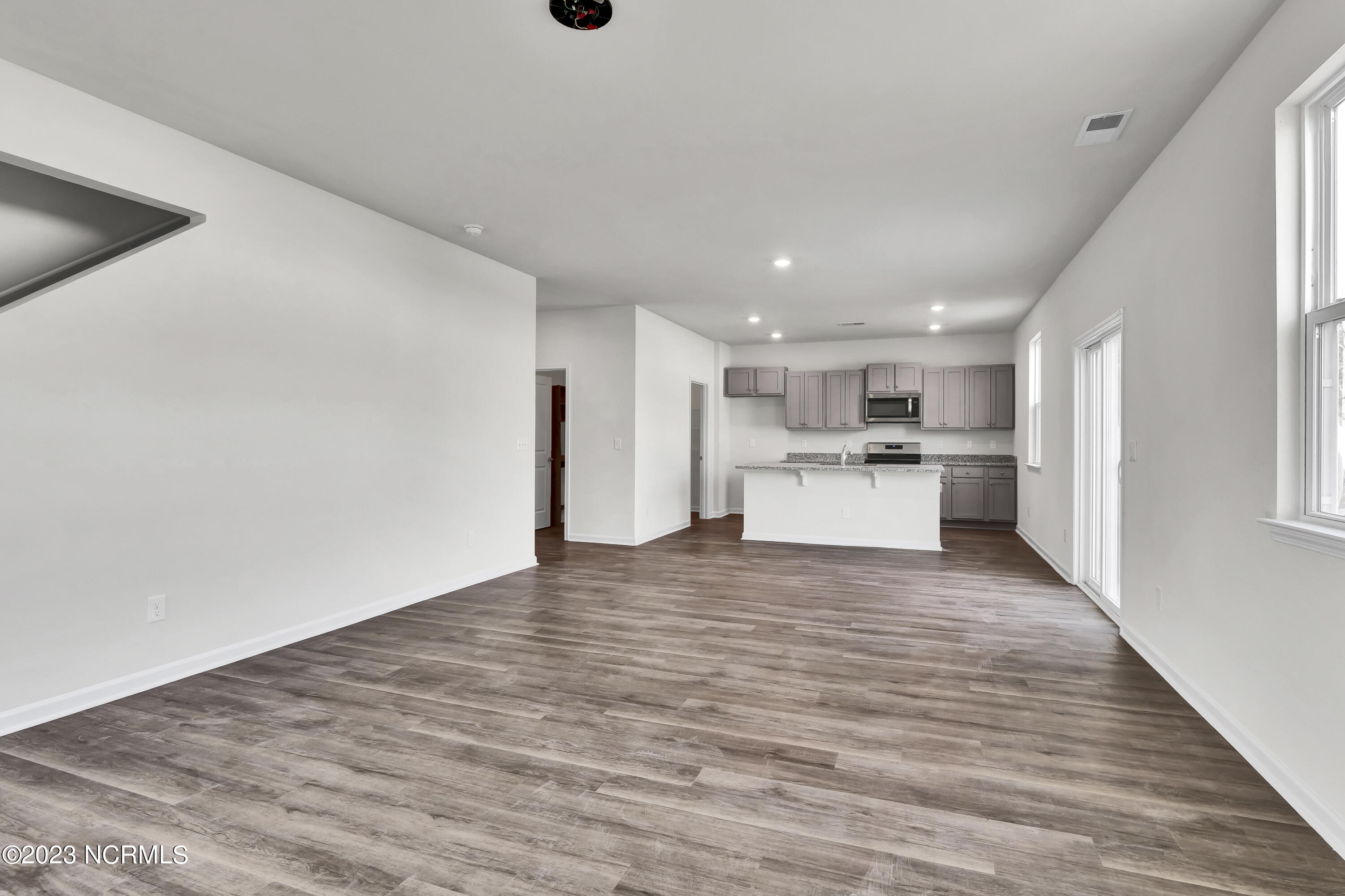 9098 St George Road Wilmington, NC 28411 - Photo 5 of 30 P4166402