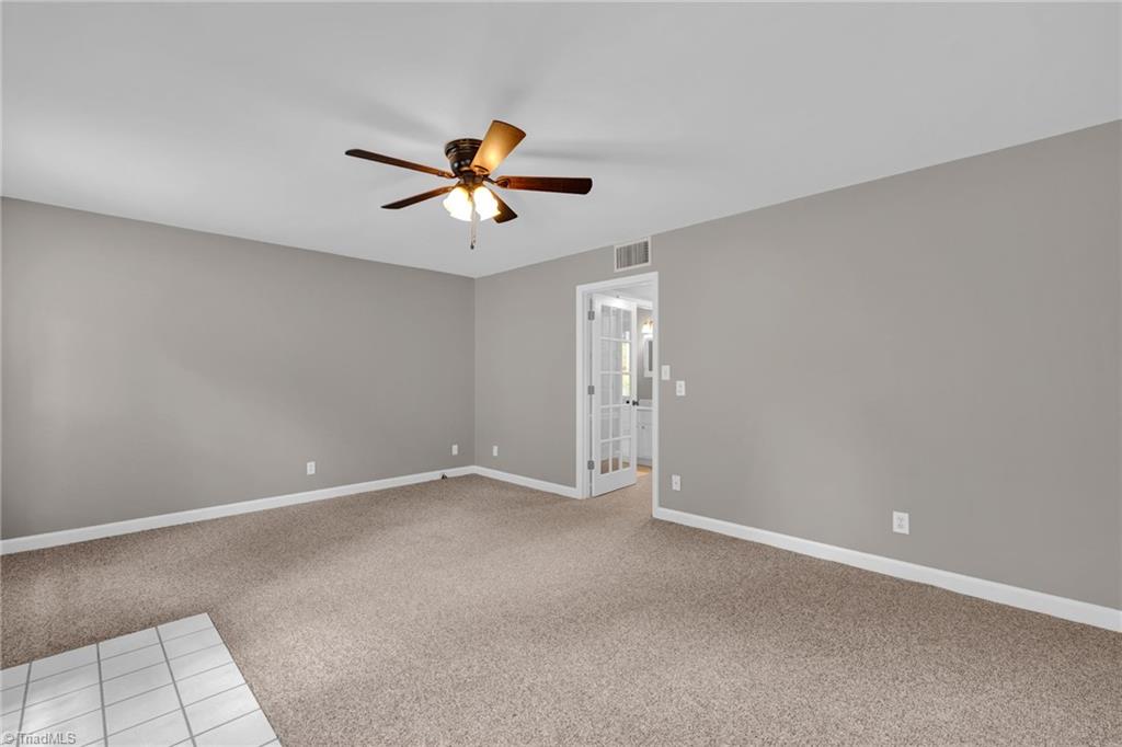 1001 Robinhood Road, Unit D High Point, NC 27262 - Photo 7 of 22 Gallery Image 7