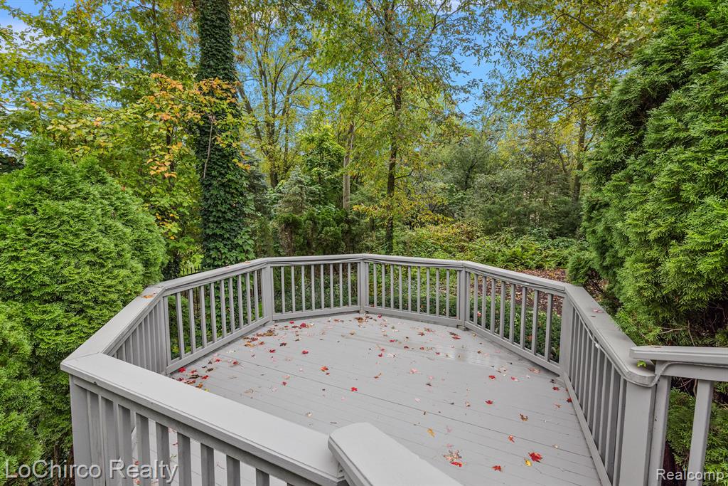 1773 Skyline Drive Rochester Hills, MI 48306 - Photo 29 of 36