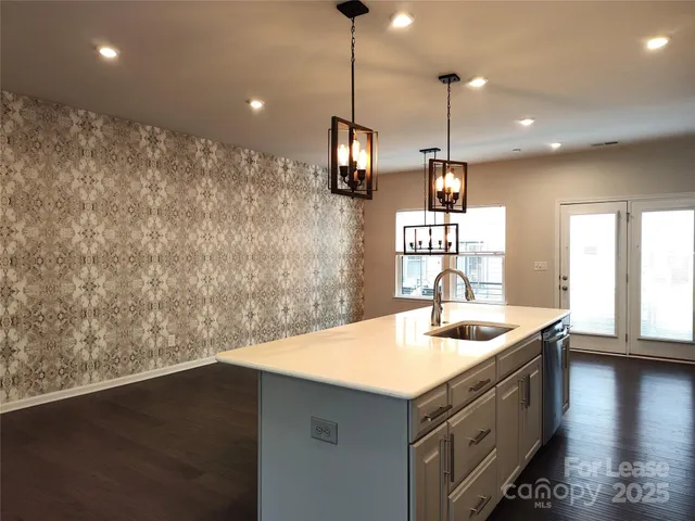 $4,050 | 1538 Kee Court, Charlotte, NC 28203