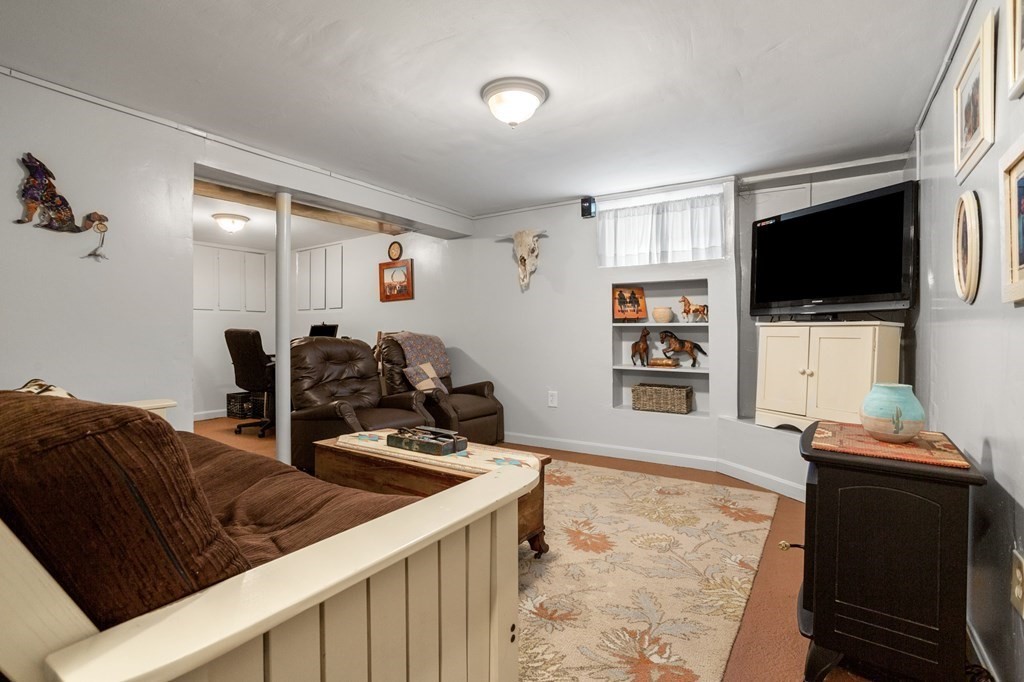 153 Gore Road Revere, MA 02151 - Photo 29 of 36 Gallery Image 29